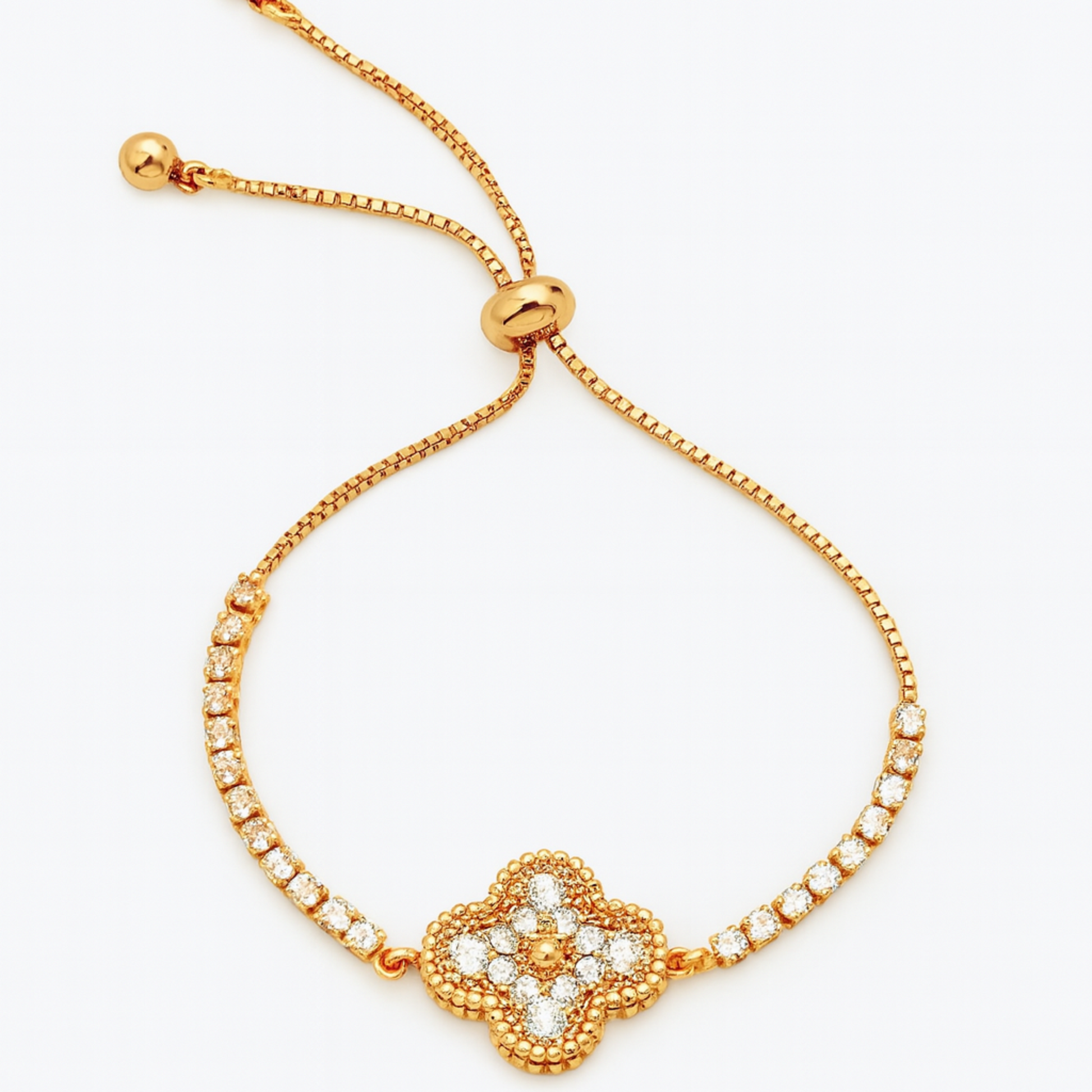 Gold bracelet with a clover-shaped clasp 